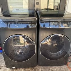 SAMSUNG WASHER AND DRYER SET 