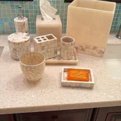 Bathroom Set