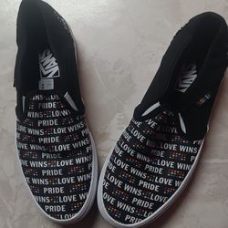 New Never Worn Pride Vans Size 8