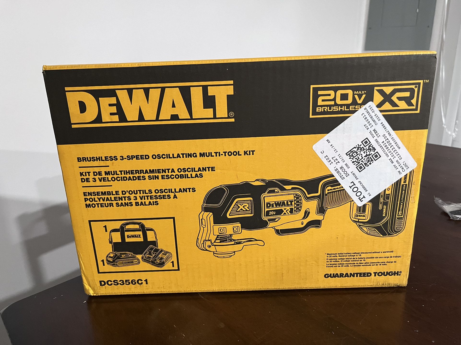 DEWALT XR Multitool With Battery And Charger