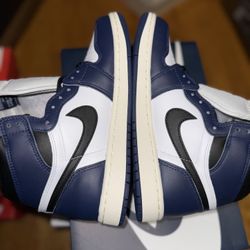 Jordan 1 Midnight Navy