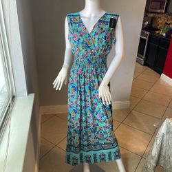 New Women’s Aqua Floral Dress size XL For size 14 New with tags Stretchy  V neck Summer Vacation Sundress Trip 