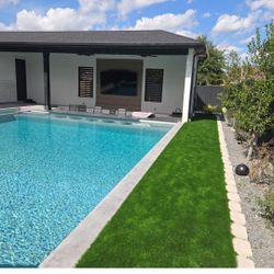 New artificial grass as low as .70 a sq