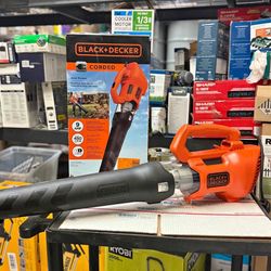 BLACK+DECKER 9 AMP 140 MPH 450 CFM Corded Electric Handheld Axial Leaf Blower