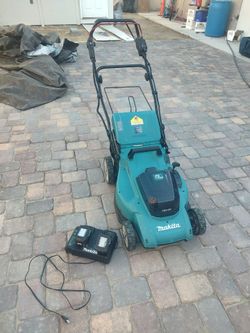 High quality lawn mover with battery pack and battery charger
