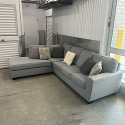 Sectional Couch FREE DELIVER