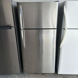 Electrolux Fridge Stainless 28 Wide