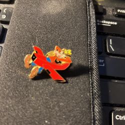 Disney  Goofy Airplane Pin