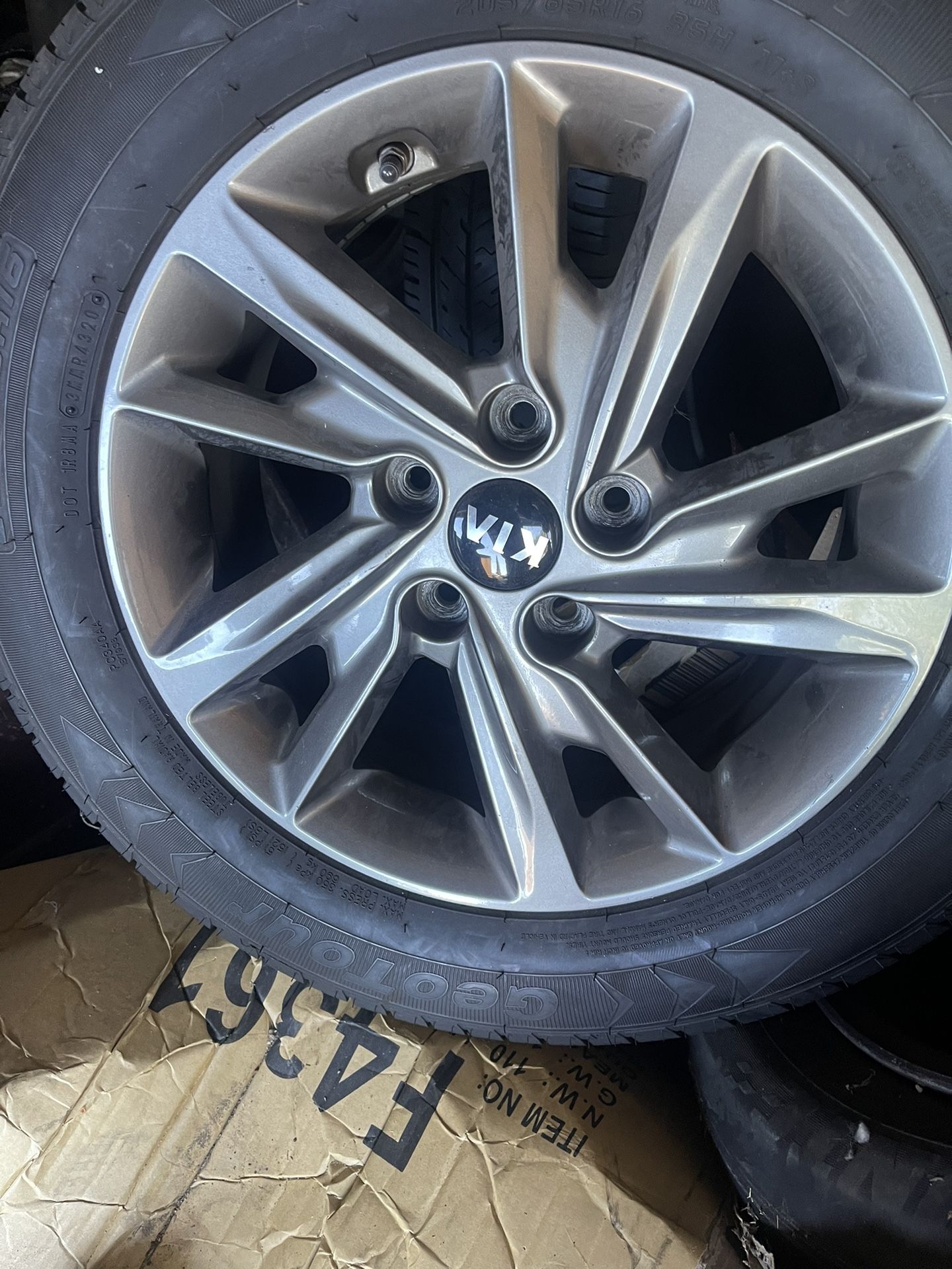 Kia Optima Wheels 