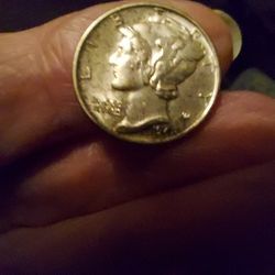 1942 Winged Lady Liberty Dime.