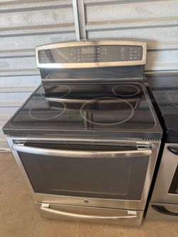 Induction GE oven range / estufa eléctrica de inducción