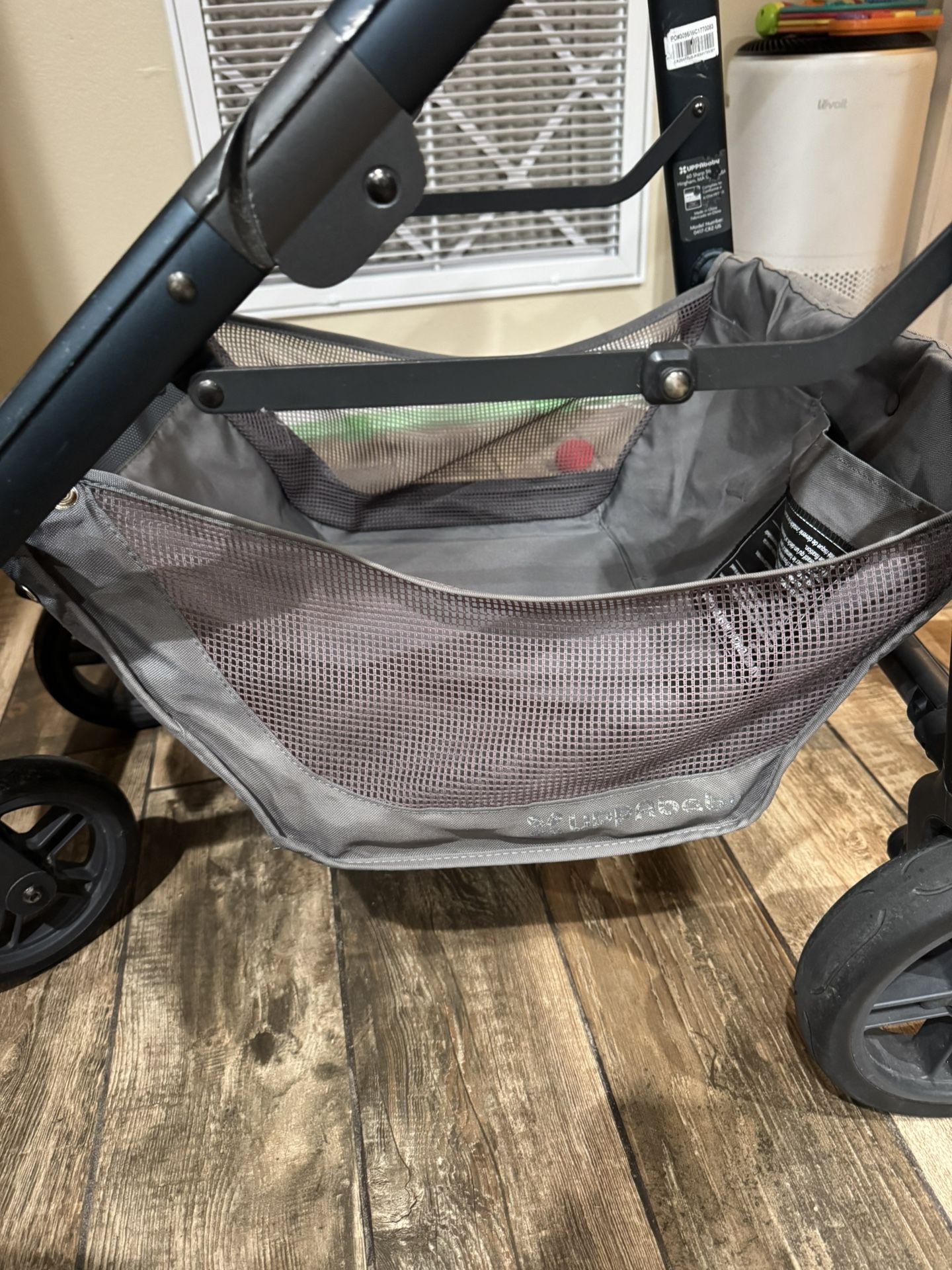 UPPAbaby Cruz V1 basket