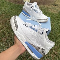 Jordan 3 UNC 