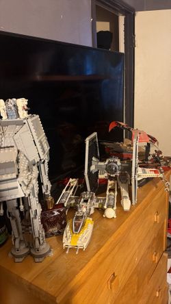 Old starwars and ninjago legos