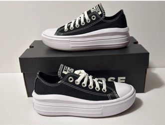 Converse Chuck Taylor All Star Lift Platform Canvas Low Top Size 8