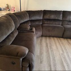 5- Piece Sectional W Storage