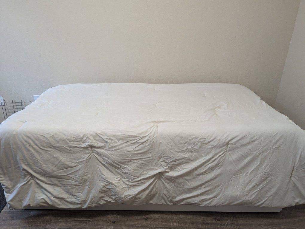 Bedsure Full-size Beige Comforter