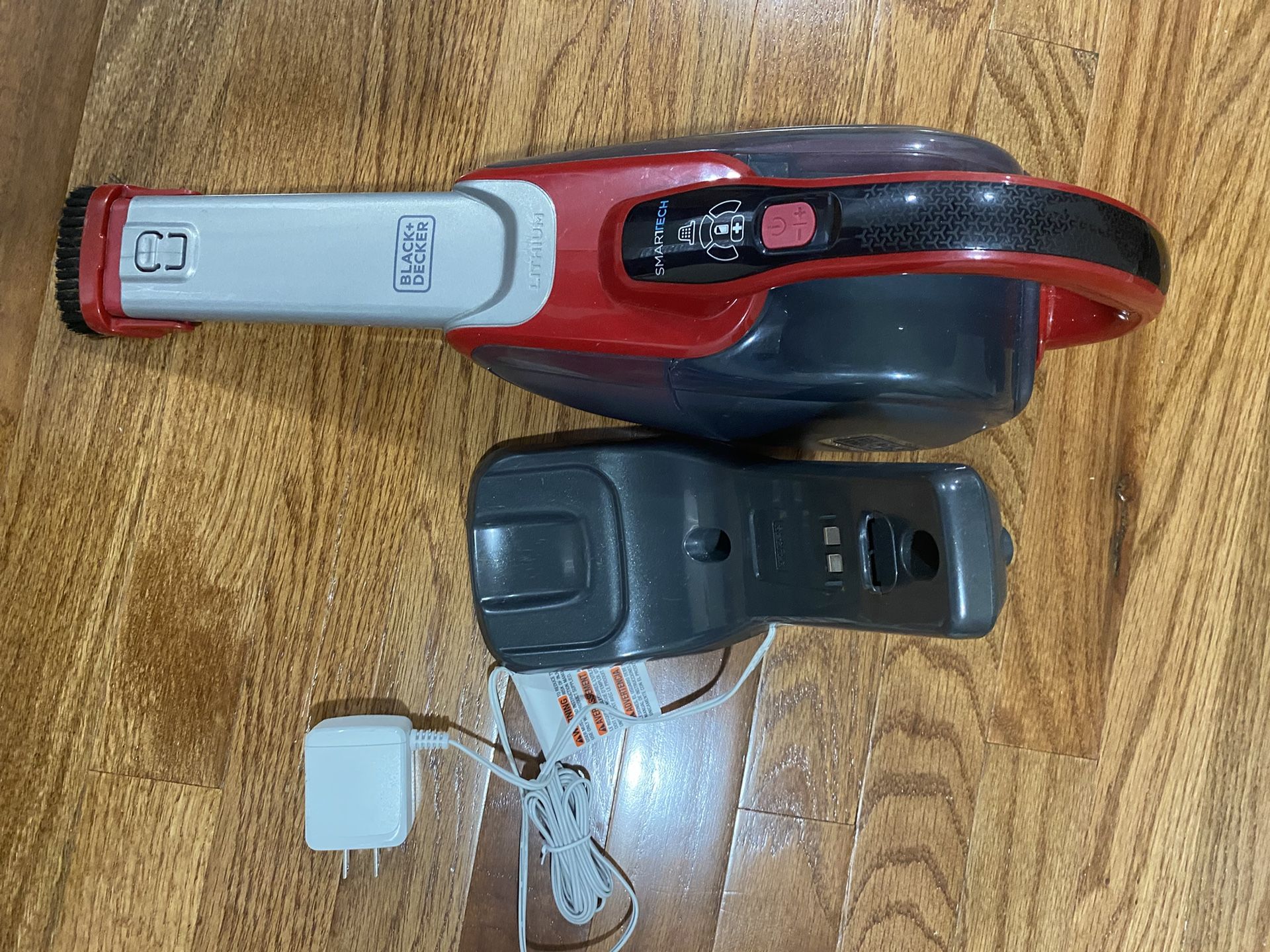 Vacuum - Black & Decker Handheld Cordless