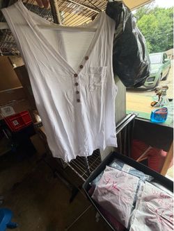 B neck button up tank top for women XL