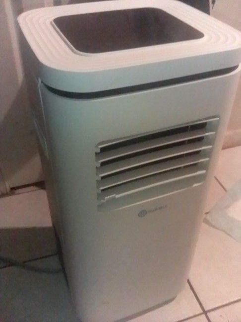 Rollibot/AC Unit