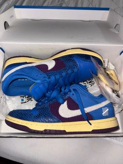 Undefeated 5 Nike Dunks