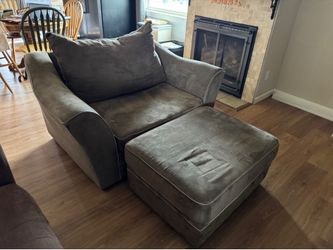 Chair with ottoman