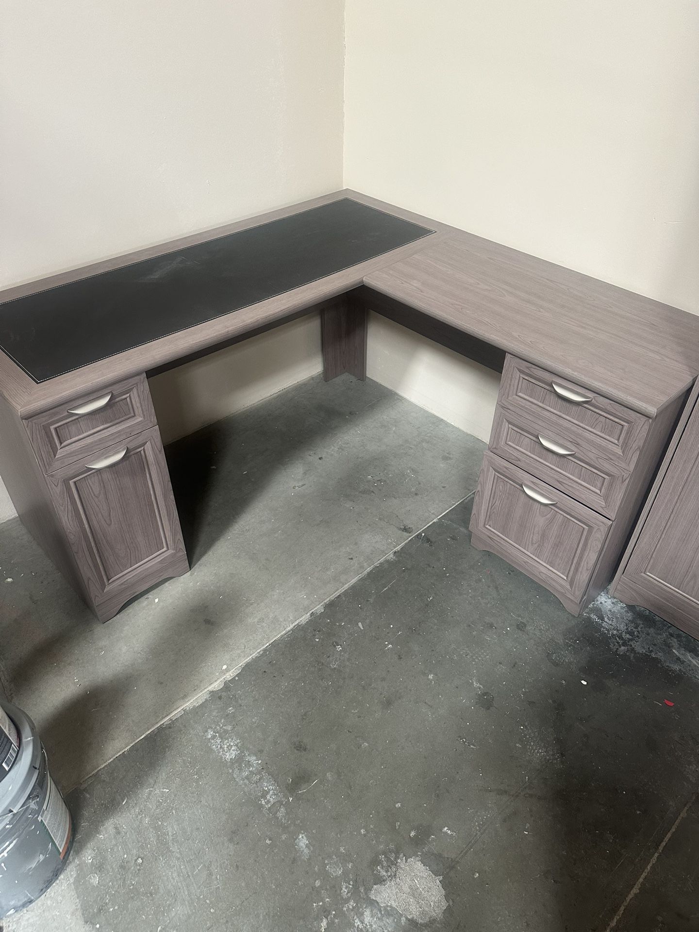 Office Furniture 