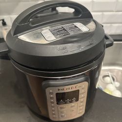 Instant Pot + Air Fryer Attachment 