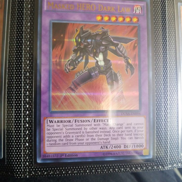 yugioh dark law deck Masked HERO Super Rare SDHS-EN044 Near Mint You can banish 1 random card from your opponents hand. Yu-Gi-Oh! Masked HERO Dark Law