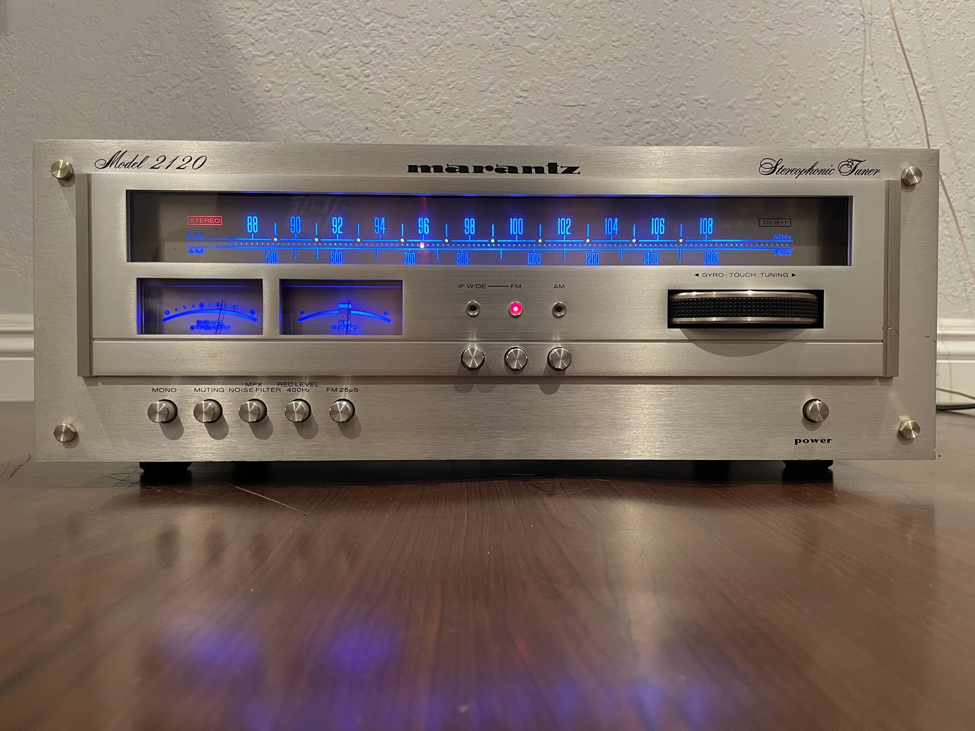 Marantz 2120 Am/fm Stereo Tuner for Sale in West Covina, CA - OfferUp