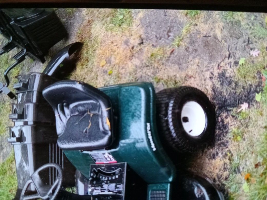 Mower Triple Bagger. Turnkey 