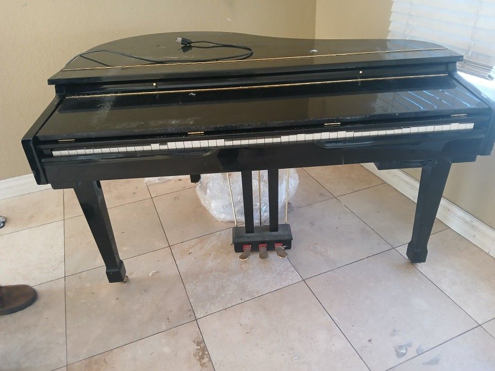 Baby Grand Digital Piano