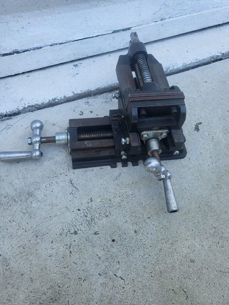 X - Y Cross Slide Drill Vise