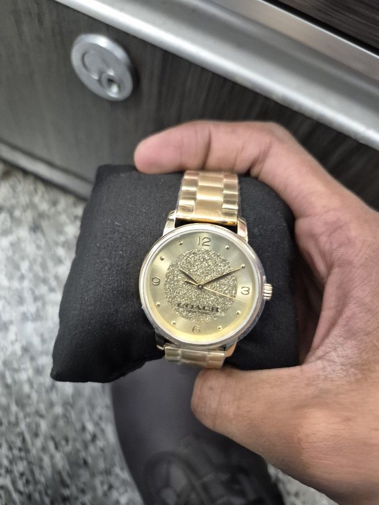 Coach Watch