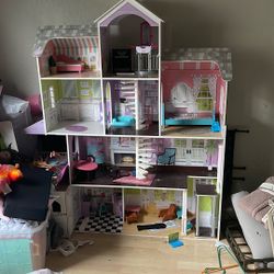 4 Story Doll House With Elevator 