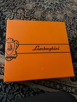 Lamborghini bottle