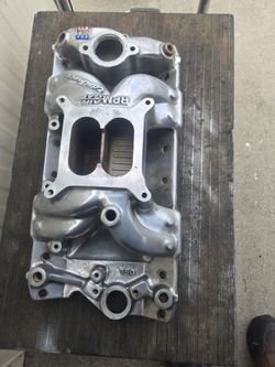 Polished edelbrock 7501 sbc performer rpm airgap intake