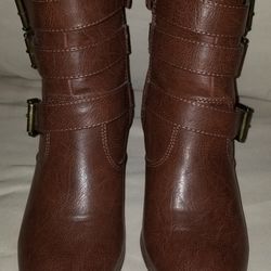 DBDK Ankle Boots