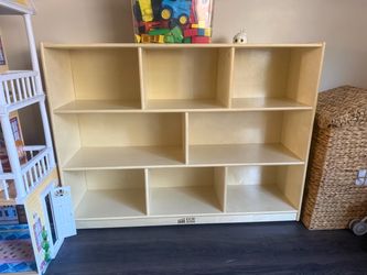 ECR4kids Bookshelf