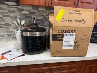 New in box multi function rice cooker