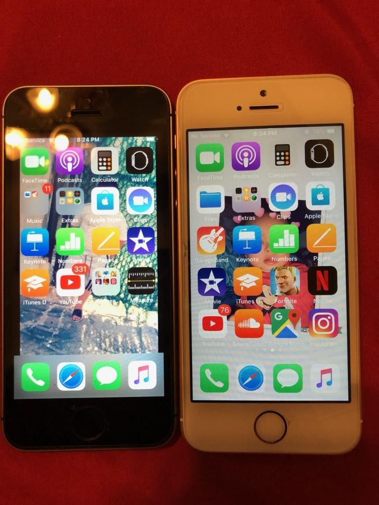 Two iPhone 5 se 32 gb