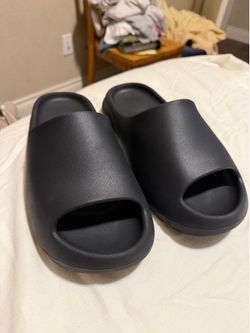 Yeezy slides YS-01