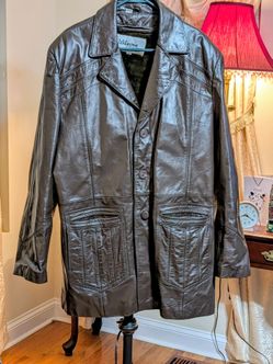 Men's Wilson's Leather 3/4 Length Coat Size 46 -Classic Style