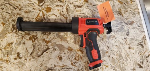 BRAND NEW!!! AUTOMATIC CAULKING GUN
