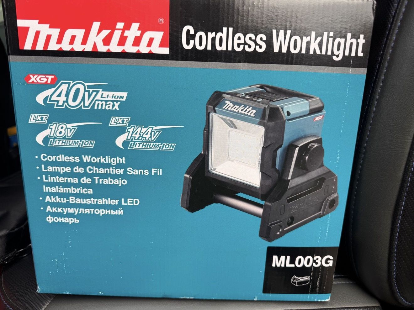 Makita 40V max XGT , 18v & 14.4 LXT Cordless L.E.D. Work Light, Light Only New