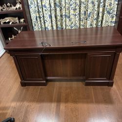 Cherry Wood Desk In Great Condition 