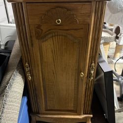 Vintage Jewelry Box 
