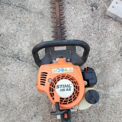 Trimiadora Stihl Hs45