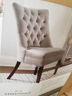 BEAUTIFUL ACCENT CHAIR