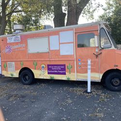 Foodtruck For Sale